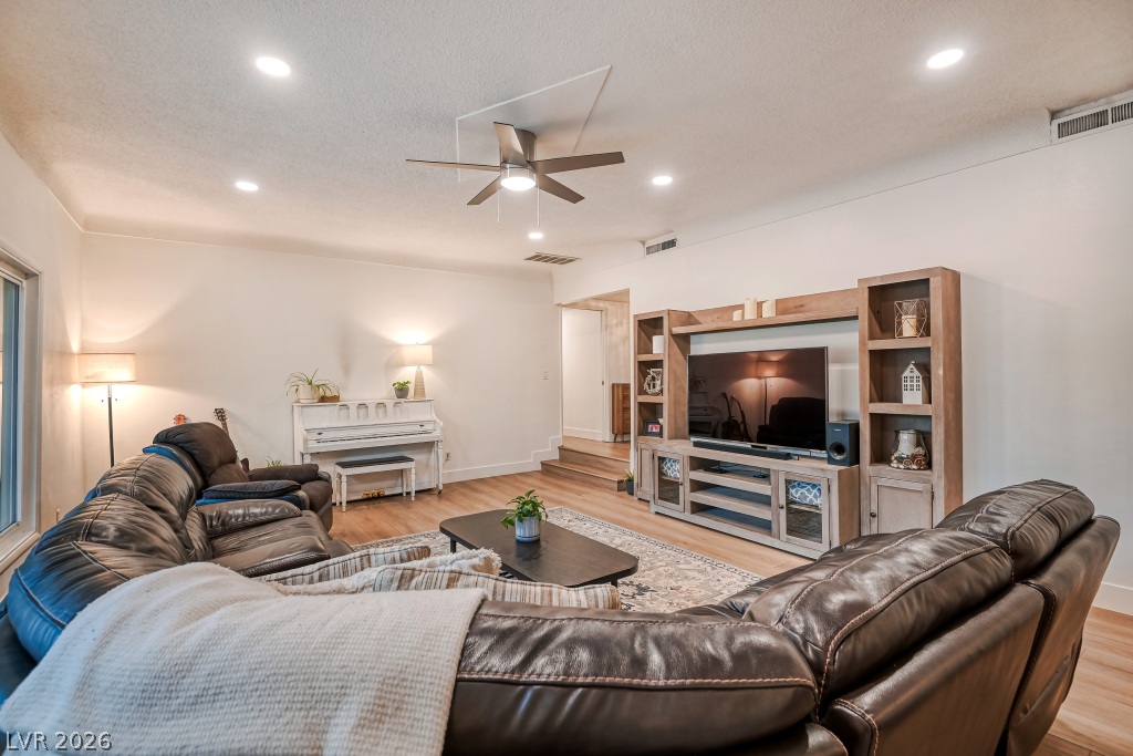 1281 Strong Drive Property Photo 22