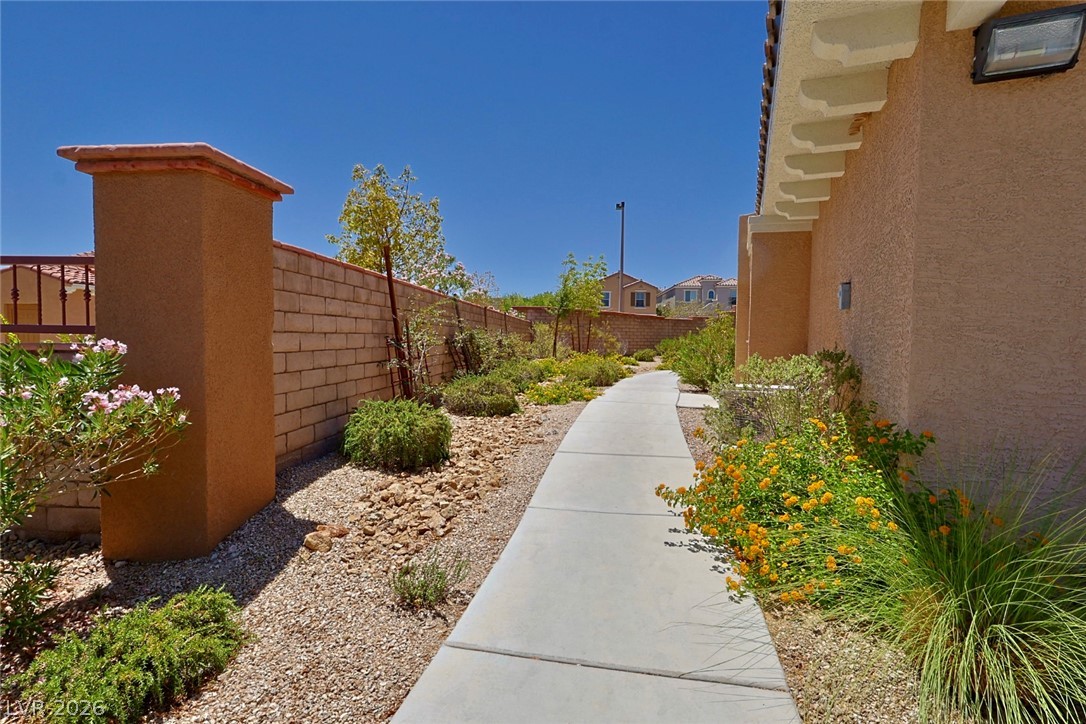 845 Pantara Place 1104 Property Photo 23