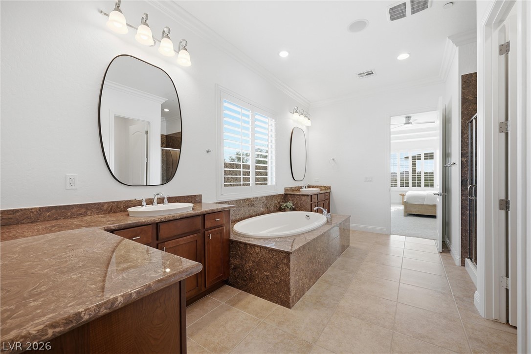 2913 Grande Arch Street Property Photo 46