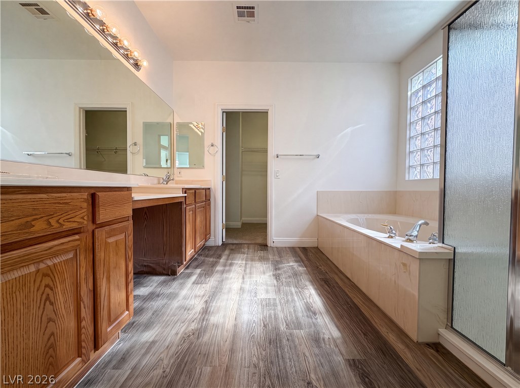 10228 Donde Avenue Property Photo 34