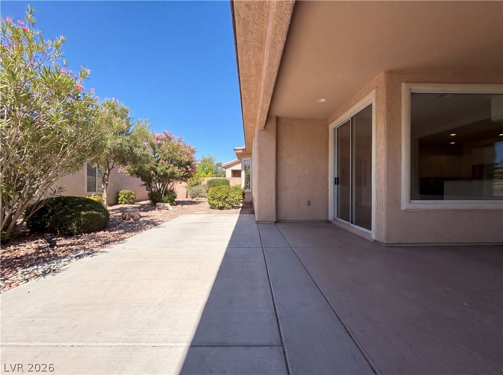 10228 Donde Avenue Property Photo 40