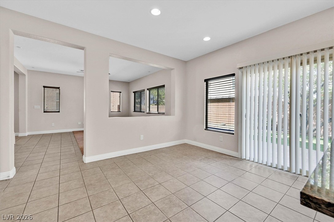 10656 Snow Lake Street Property Photo 8