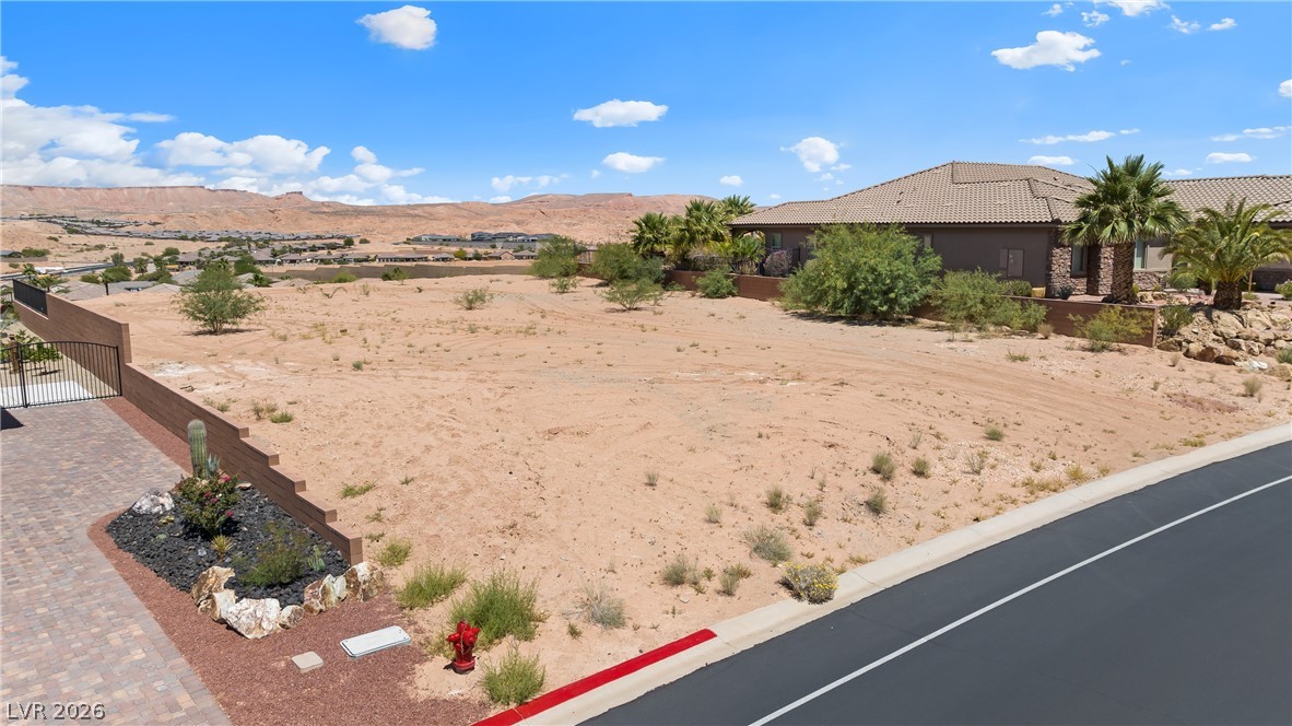 1409 Amen Court Property Photo 6