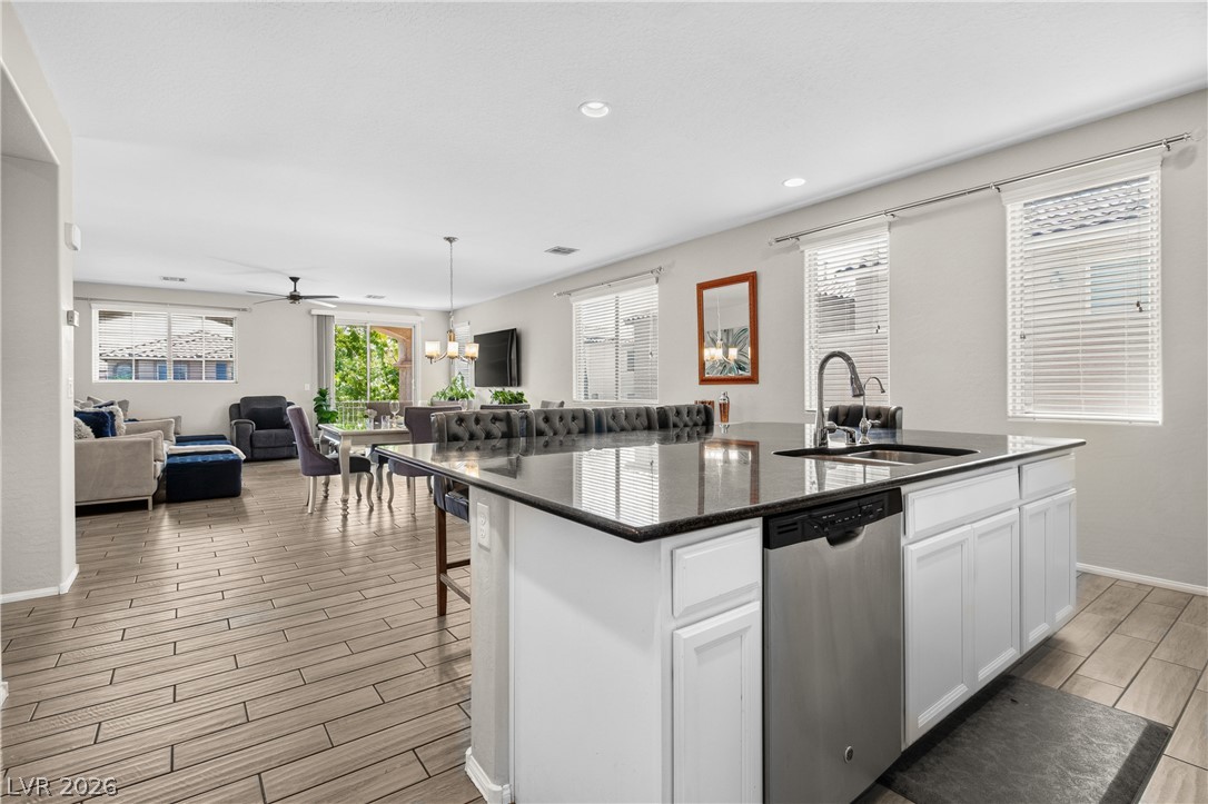 7694 Monomoy Bay Avenue Property Photo 16