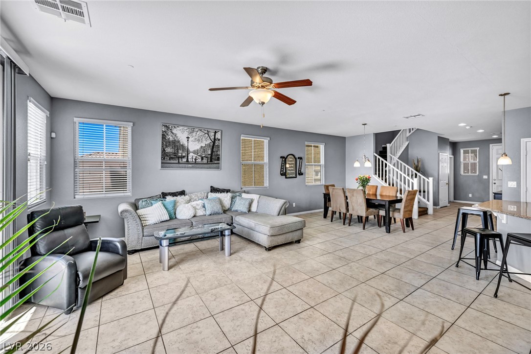 193 Tuscan Shadow Street Property Photo 17
