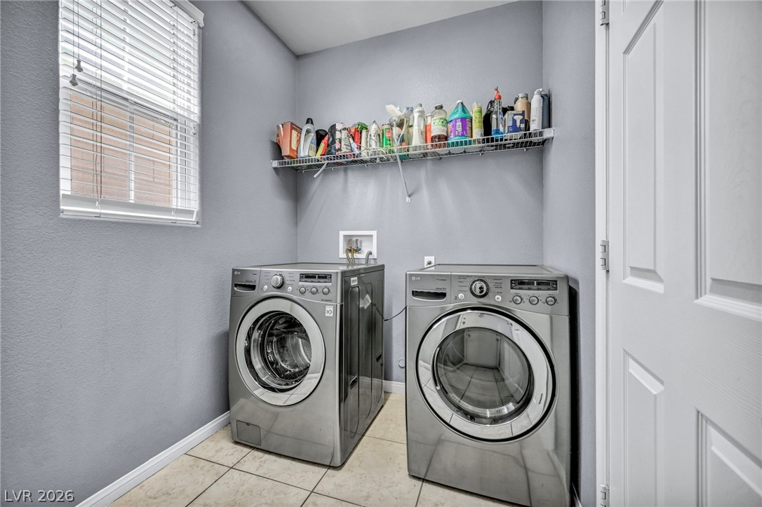 193 Tuscan Shadow Street Property Photo 20