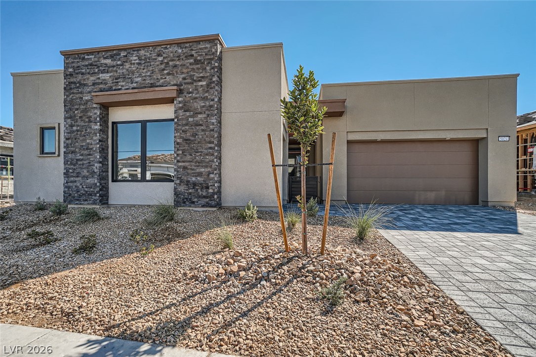 5024 Terramont Drive Property Photo 3