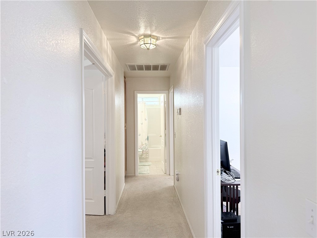 301 West Hickory Street Property Photo 22