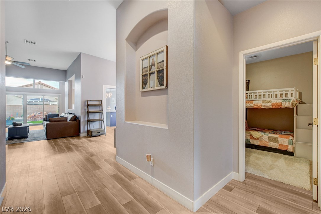 8284 Aurora Peak Avenue Property Photo 7