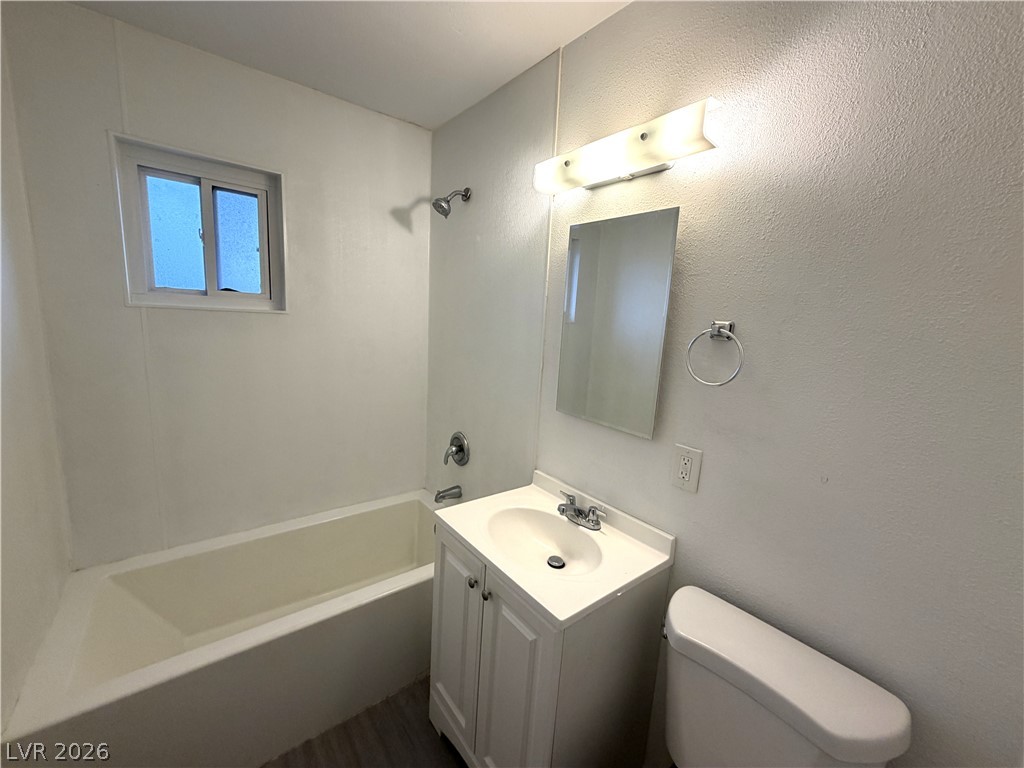 1908 Rexford Drive 5 Property Photo 9