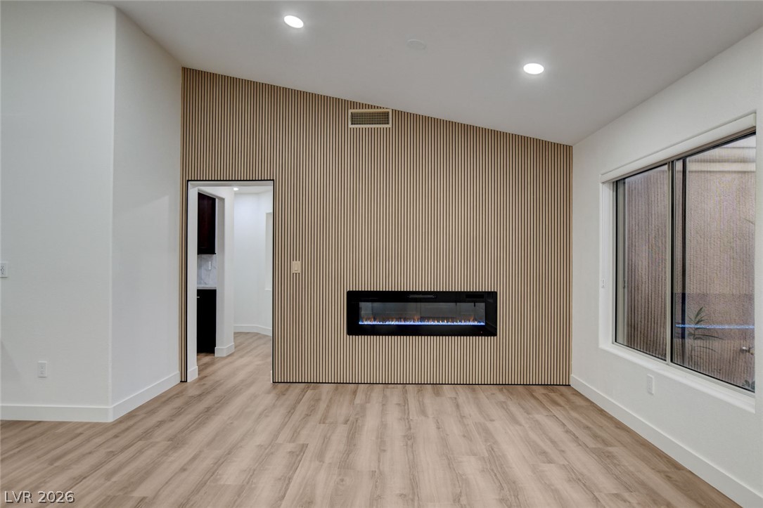 2401 Ocean Edge Court Property Photo 10