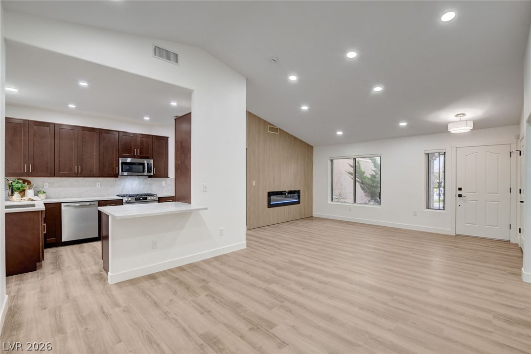 2401 Ocean Edge Court Property Photo 14