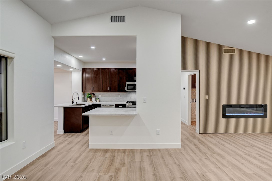 2401 Ocean Edge Court Property Photo 15