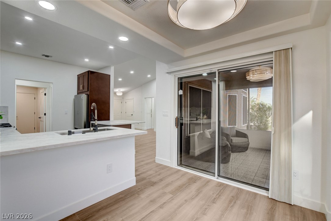 2401 Ocean Edge Court Property Photo 17