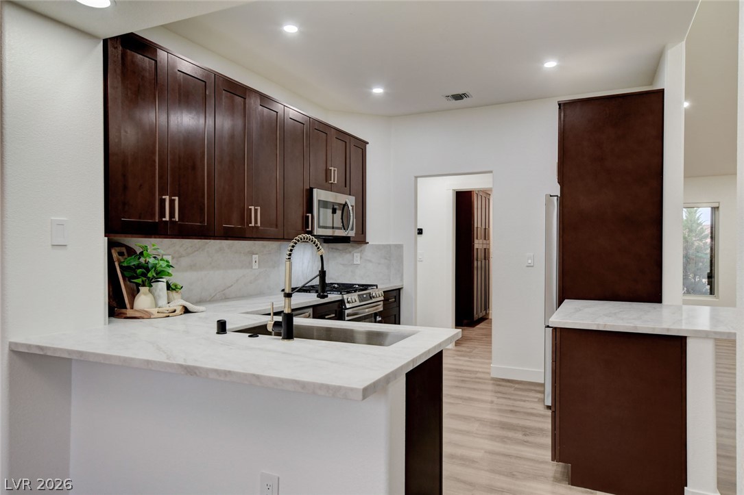 2401 Ocean Edge Court Property Photo 20