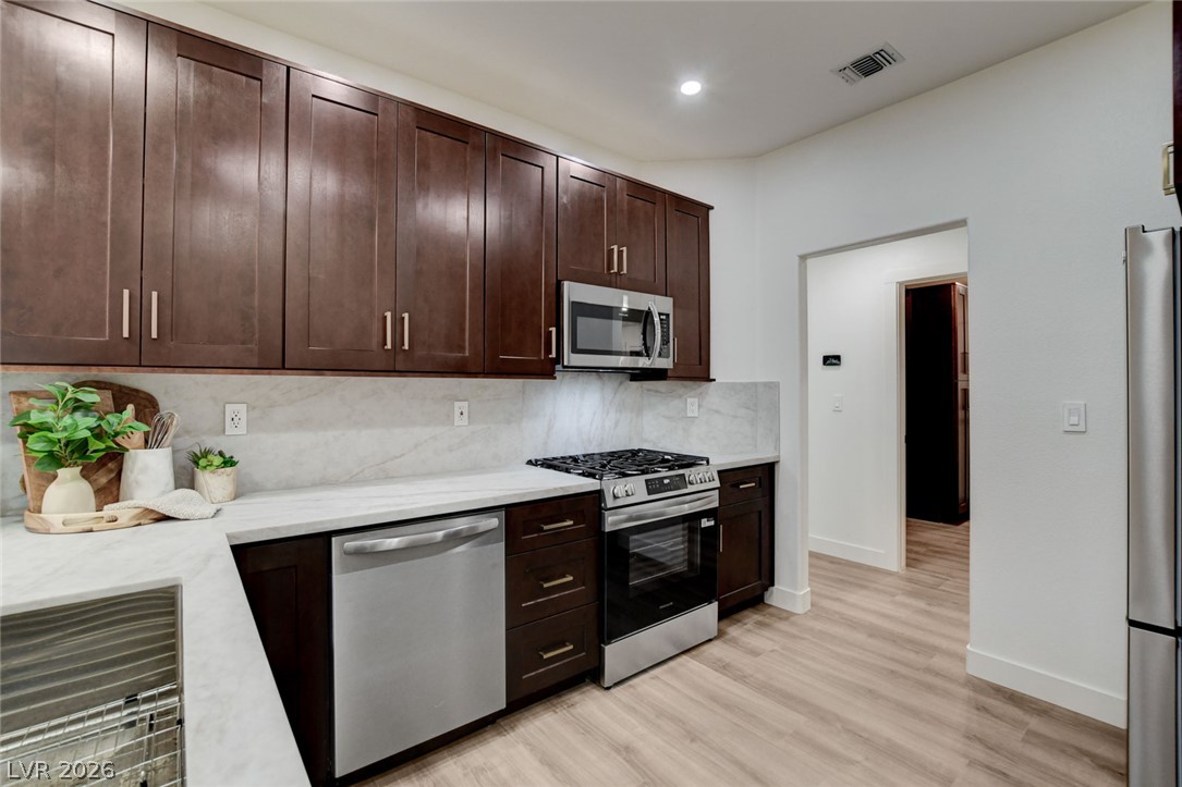 2401 Ocean Edge Court Property Photo 21