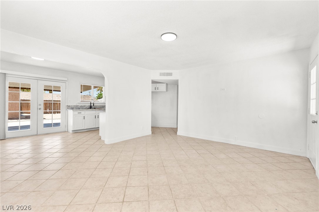 5193 Orinda Avenue Property Photo 7
