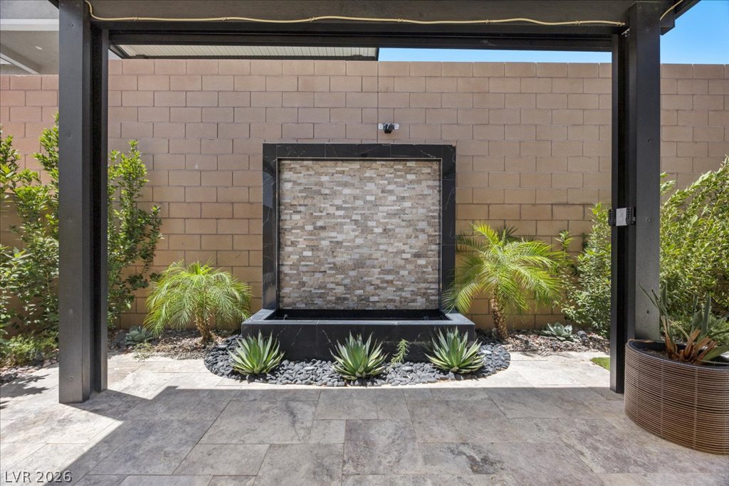 8971 Coastal Oaks Street Property Photo 7