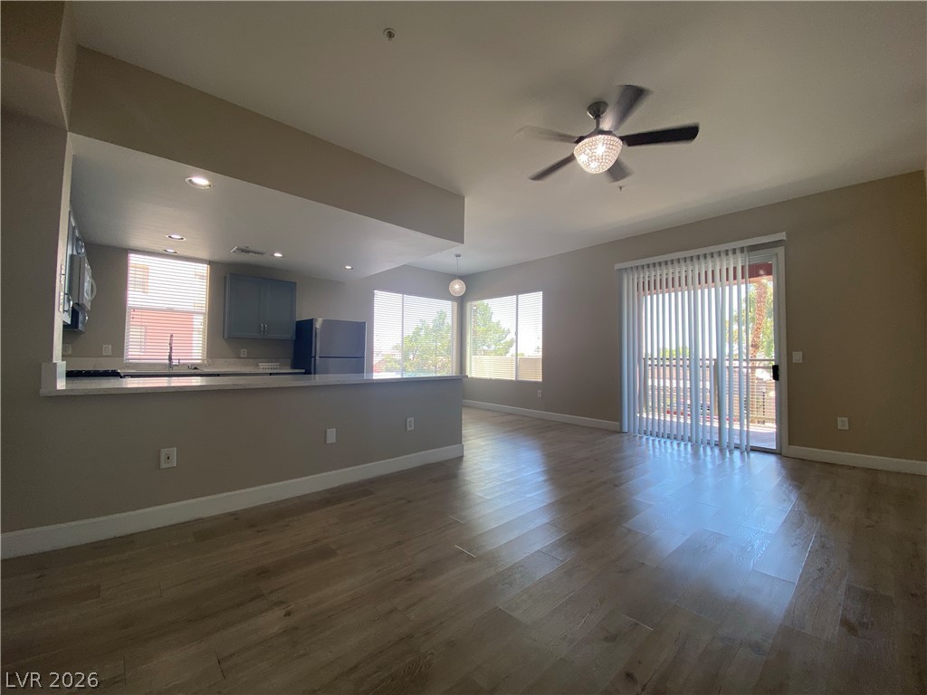 79 East Agate Avenue 207 Property Photo 3