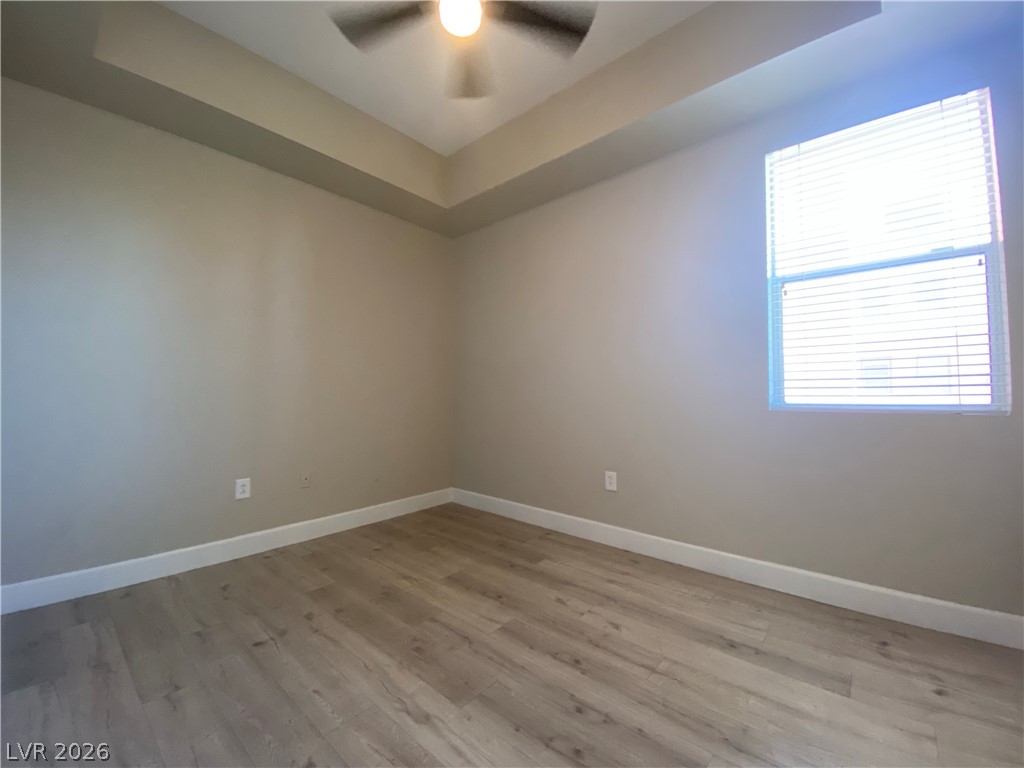 79 East Agate Avenue 207 Property Photo 6