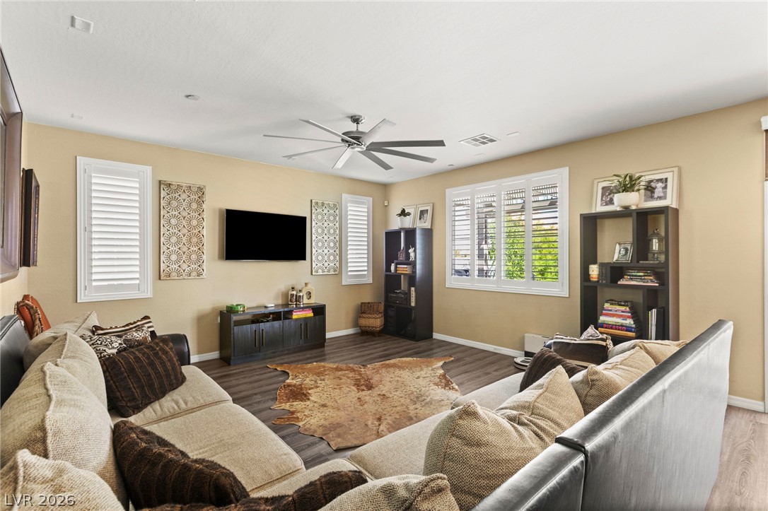 1310 Reef Point Avenue Property Photo 3