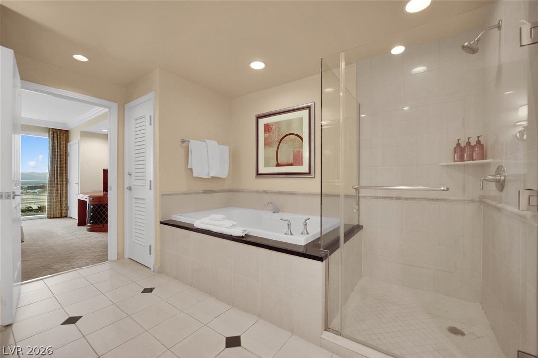 135 East Harmon Avenue 2814 Property Photo 3