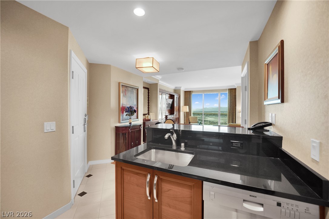 135 East Harmon Avenue 2814 Property Photo 23