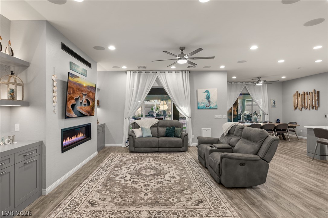 5865 Alice Landing Court Property Photo 12