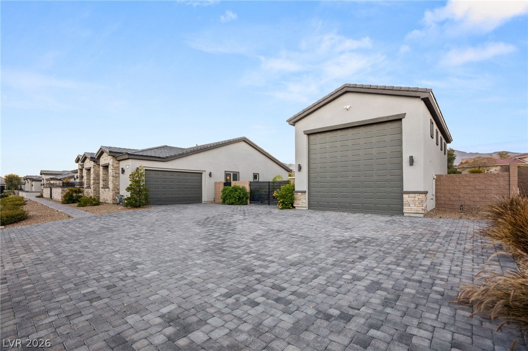 5865 Alice Landing Court Property Photo 44