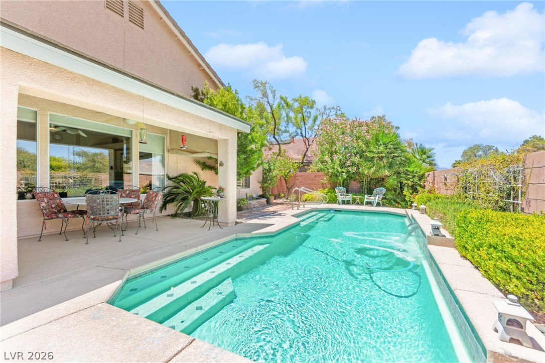 5432 Springer Spaniel Avenue Property Photo 2