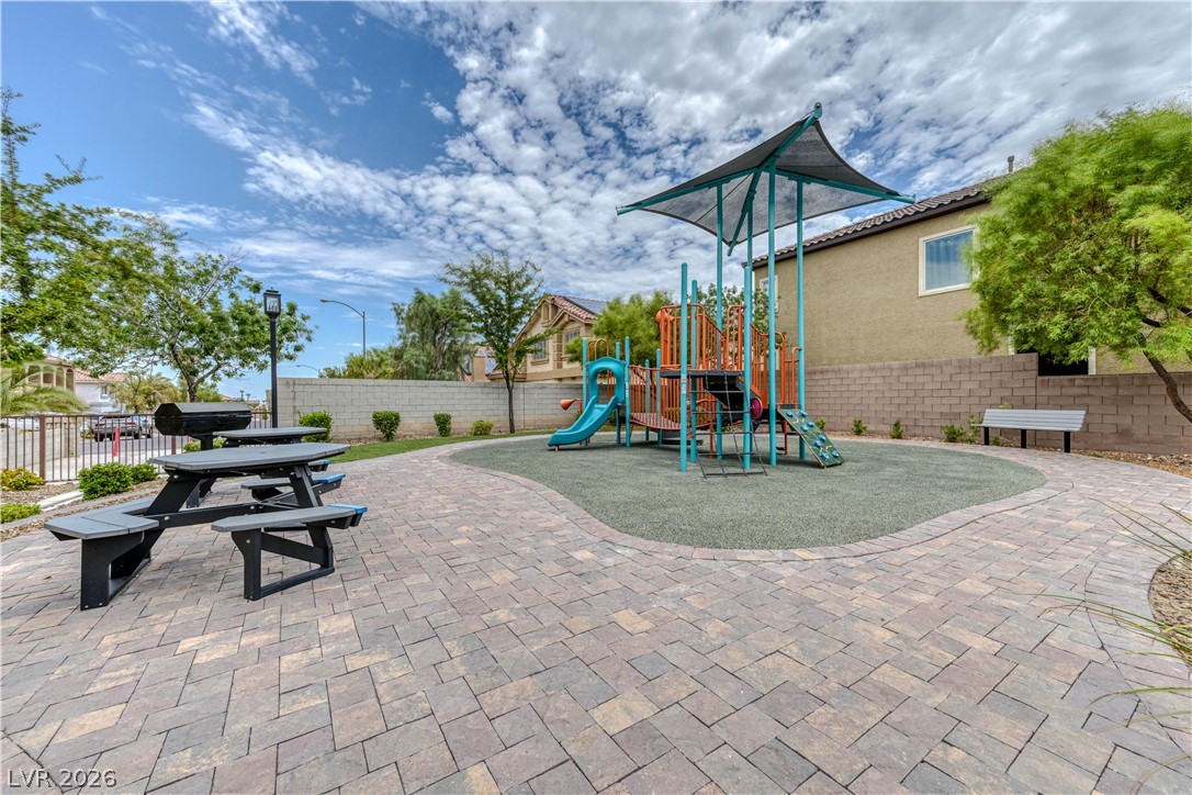 5188 Fiery Sky Ridge Street Property Photo 34