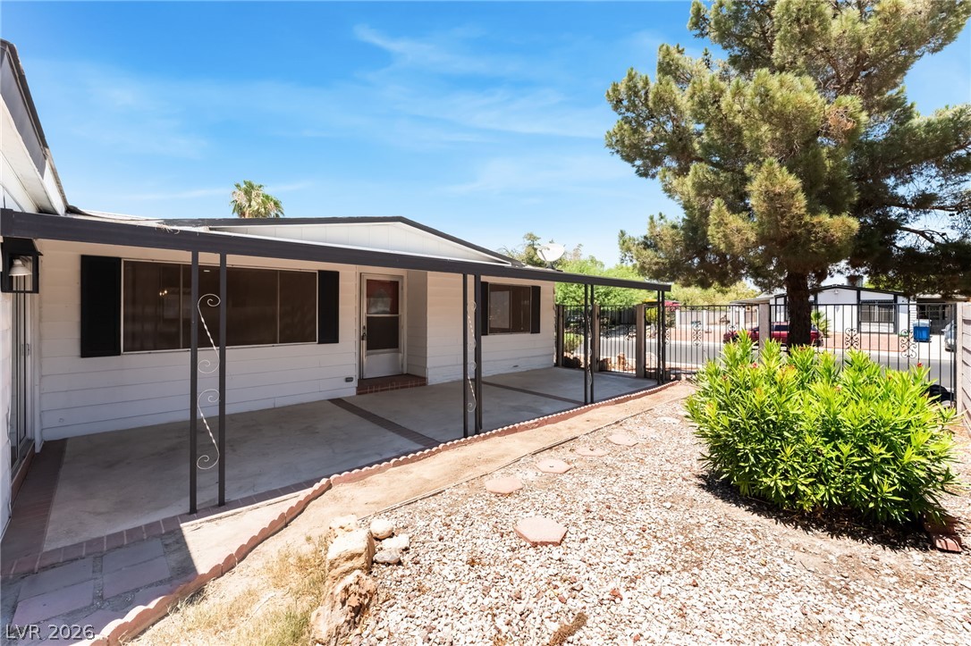 5235 Sir James Way Property Photo 5