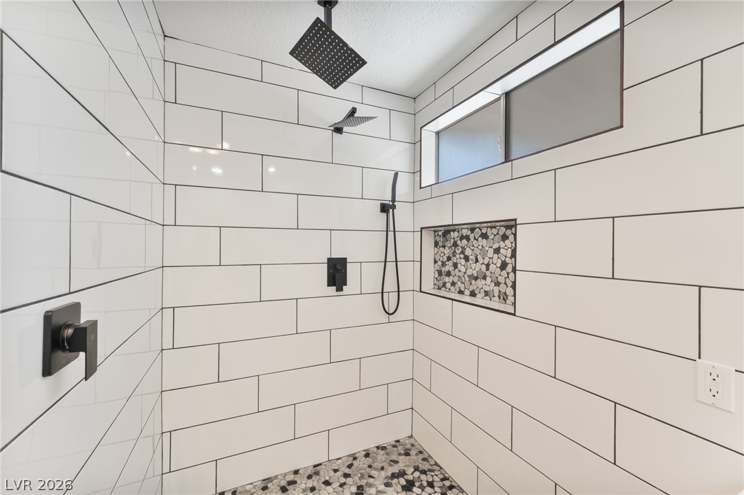5235 Sir James Way Property Photo 29