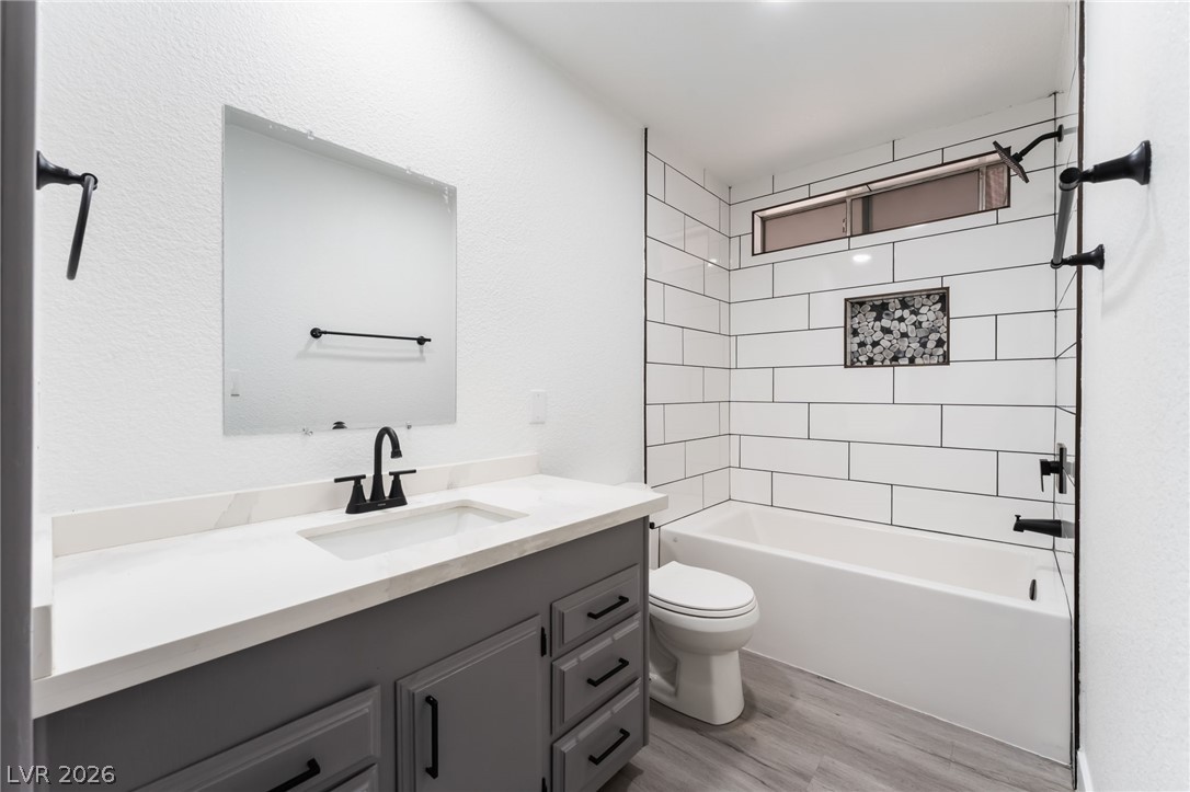 5235 Sir James Way Property Photo 32