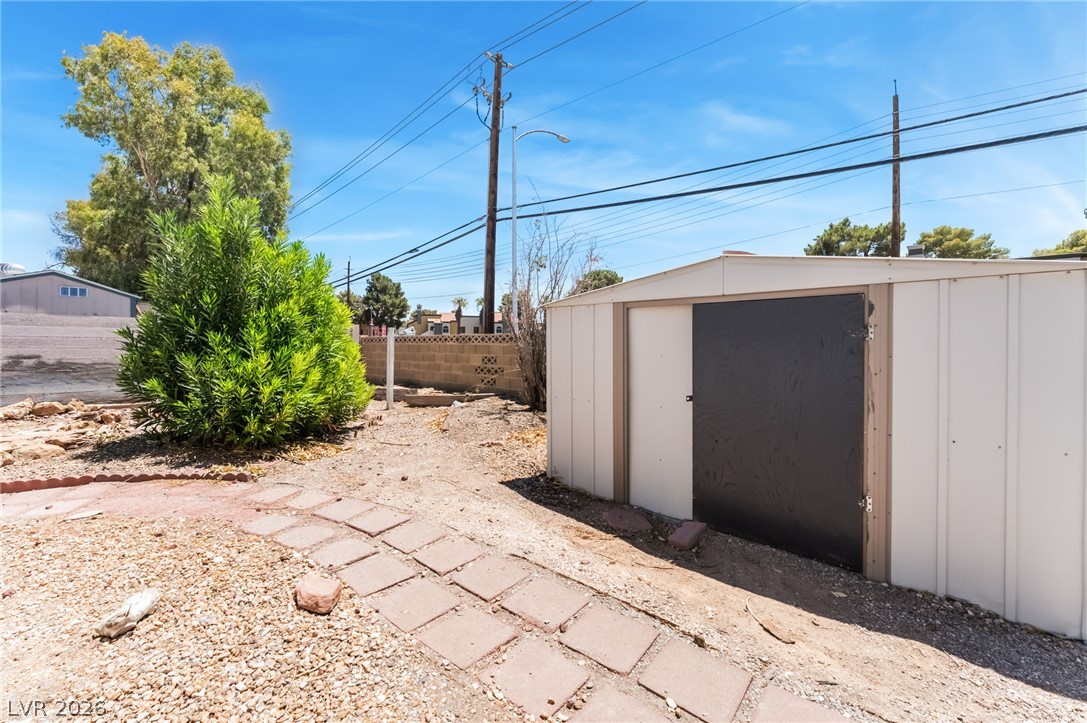 5235 Sir James Way Property Photo 39