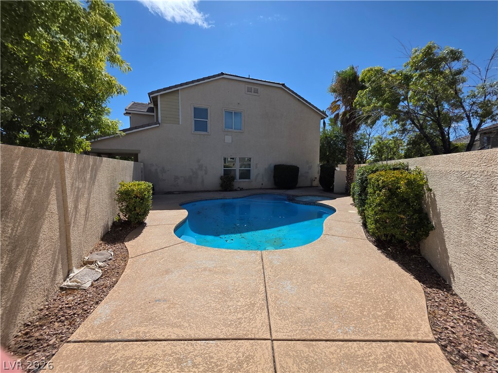 10799 Flame Vine Court Property Photo 8
