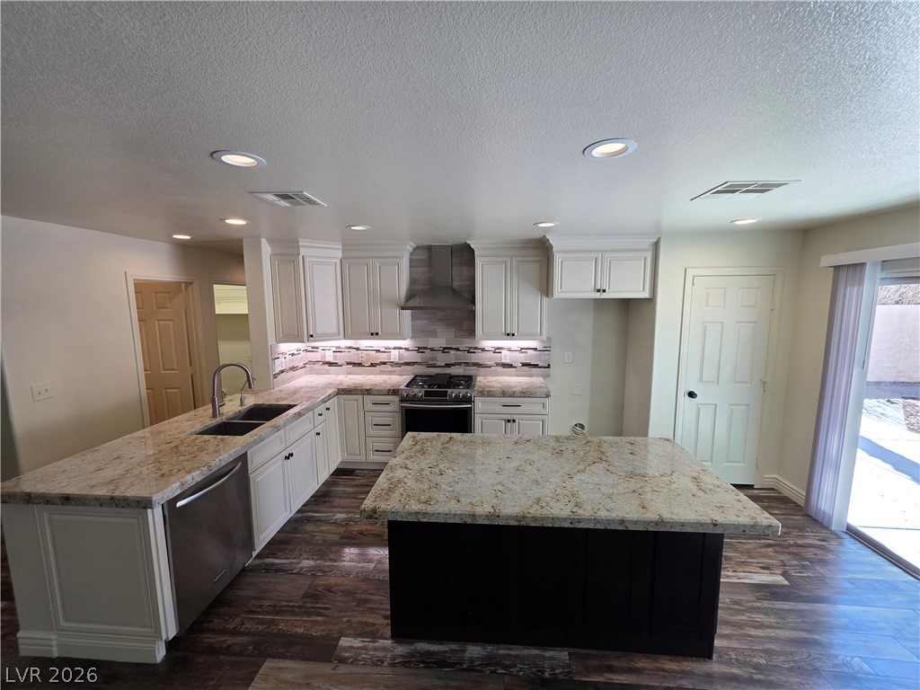 10799 Flame Vine Court Property Photo 68