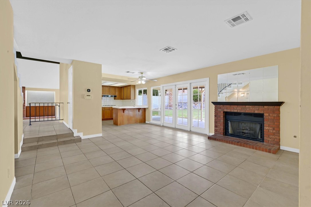 537 Trimley Court Property Photo 8