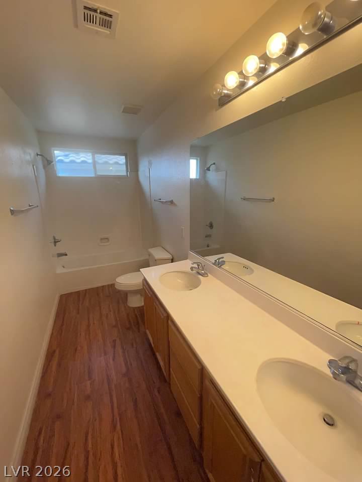 7349 Dolphine Crest Avenue Property Photo 93