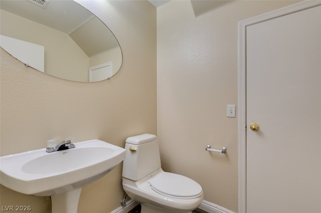 6118 Highland Gardens Drive Property Photo 34