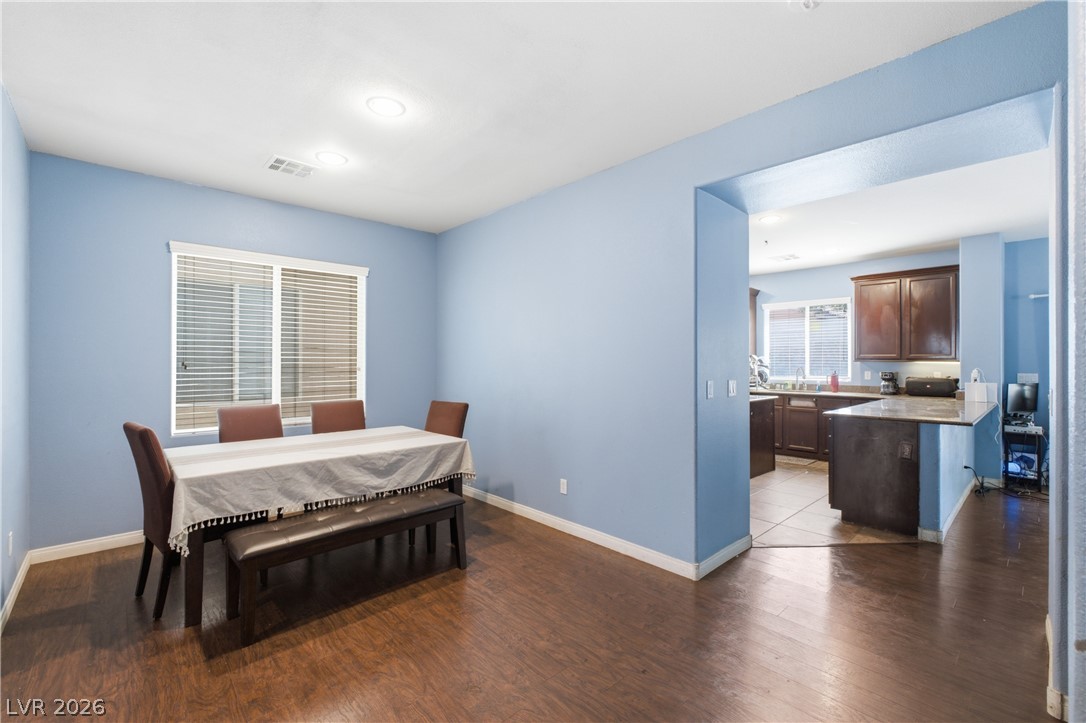 8051 Maple Park Street Property Photo 5