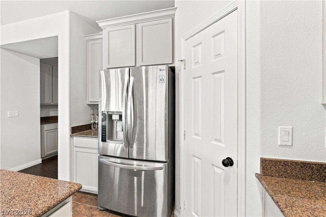 8051 Maple Park Street Property Photo 14