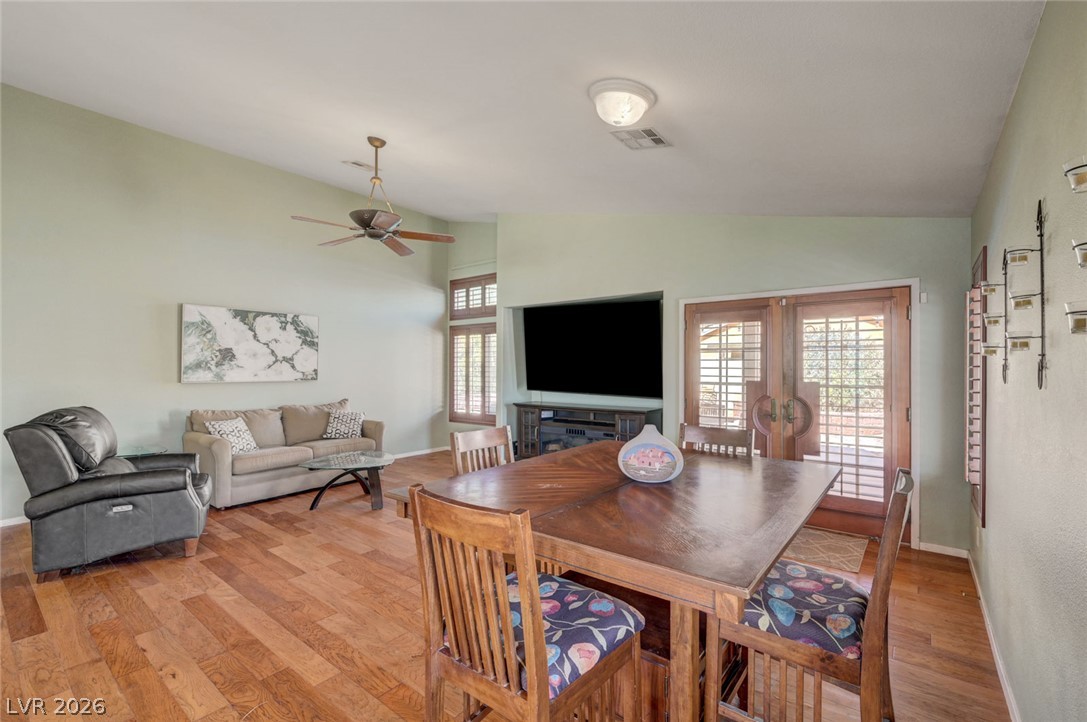 5304 Cartoon Court Property Photo 8