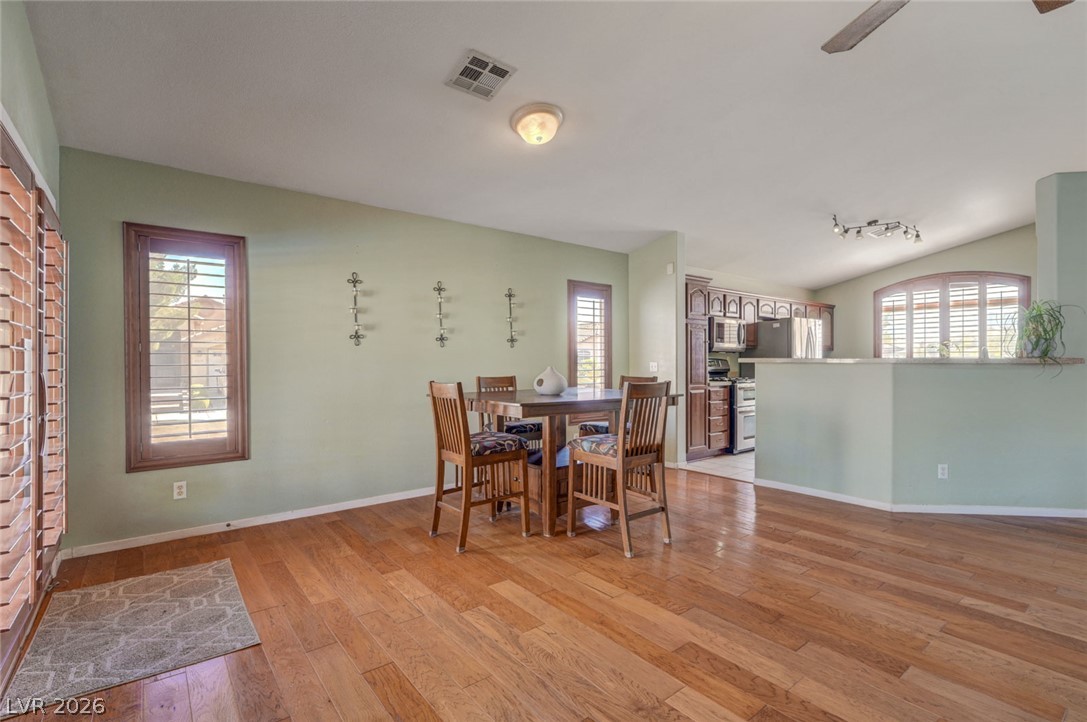 5304 Cartoon Court Property Photo 9