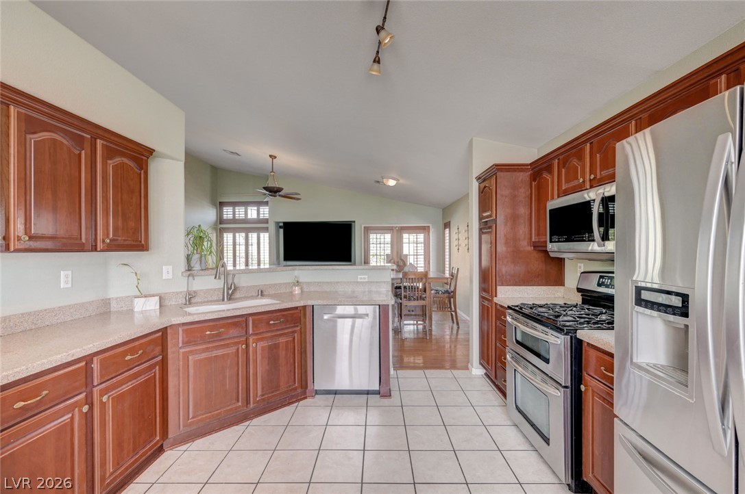 5304 Cartoon Court Property Photo 15