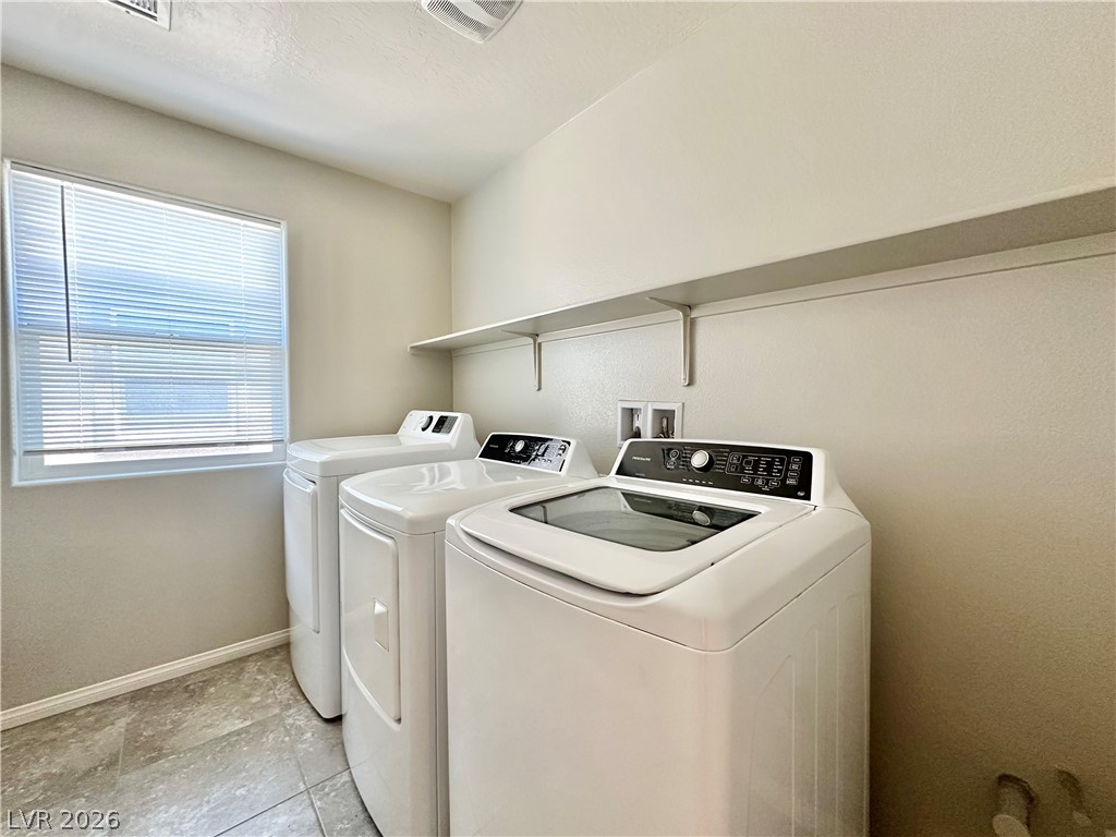 2630 Infinity Bay Court Property Photo 18
