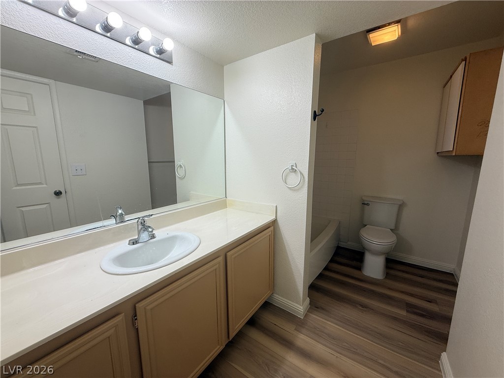 1900 Rio Canyon Court 103 Property Photo 7
