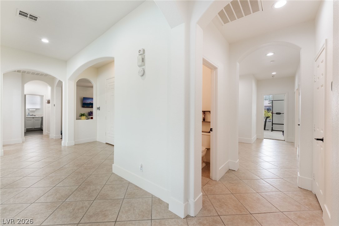 8101 Mountain Forest Court Property Photo 14