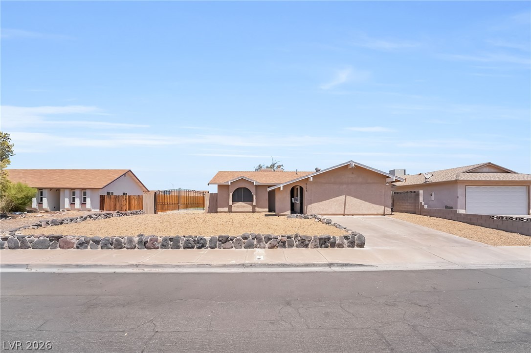 525 Zuber Avenue Property Photo 1