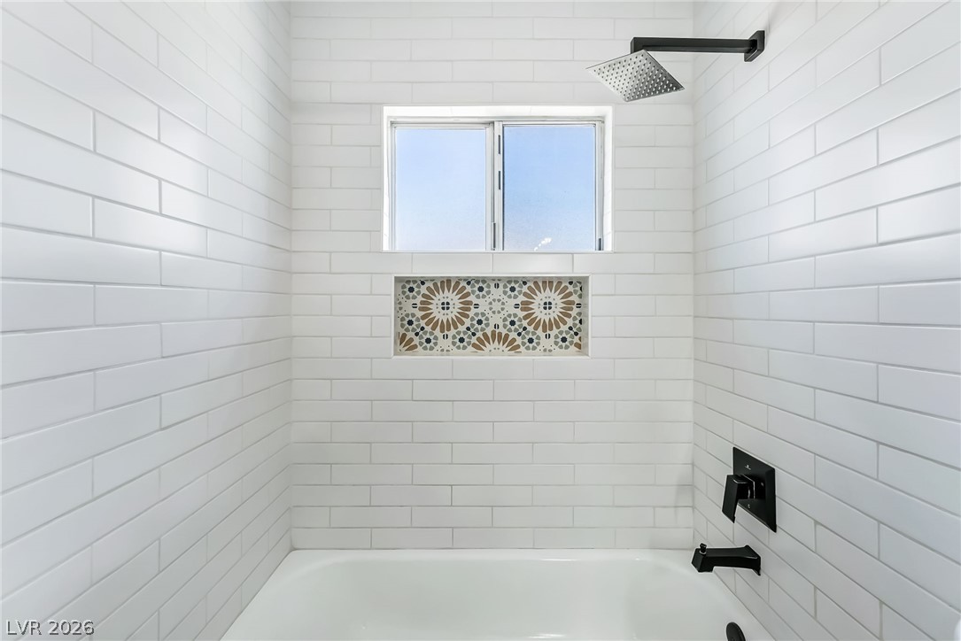 525 Zuber Avenue Property Photo 6